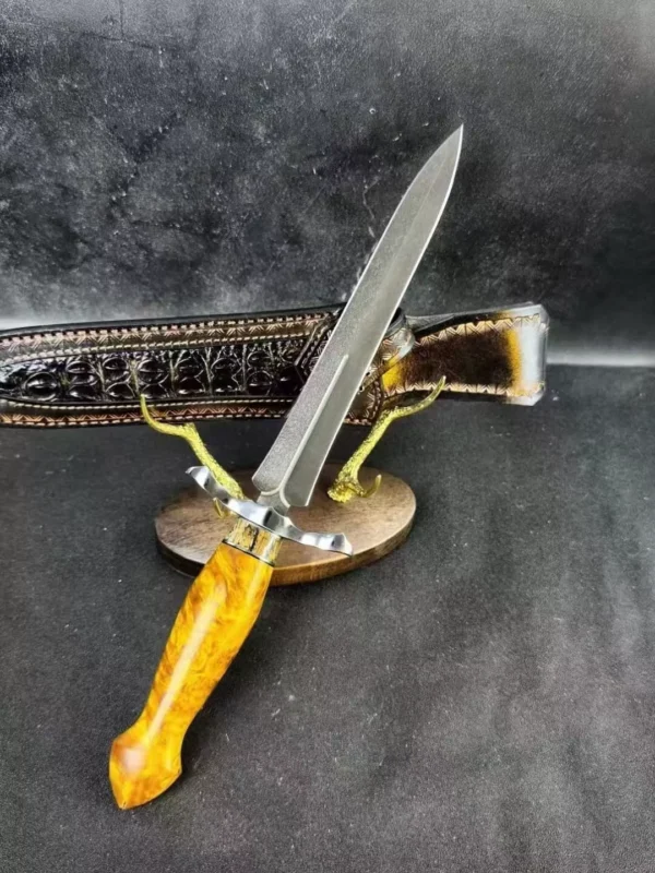 Handmade Wootz Steel Hunting Knife by HikingElements - Fixed Blade Dagger Sword.