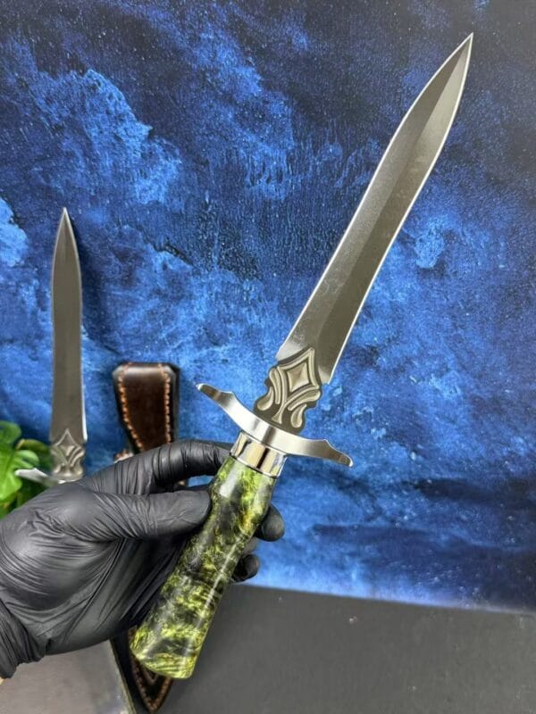 HikingElements Collectible Handcrafted Wootz Steel Dirk Fixed Blade Hunting Dagger