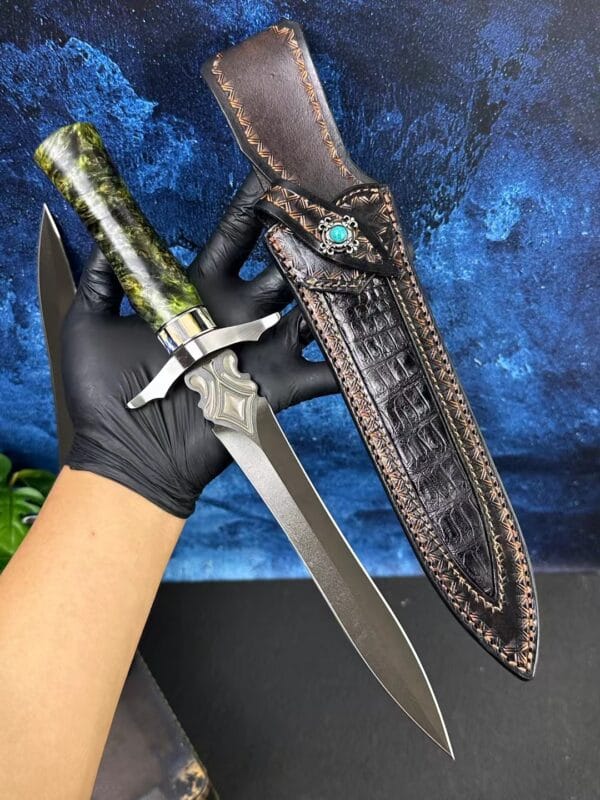 HikingElements Collectible Handcrafted Wootz Steel Dirk Fixed Blade Hunting Dagger