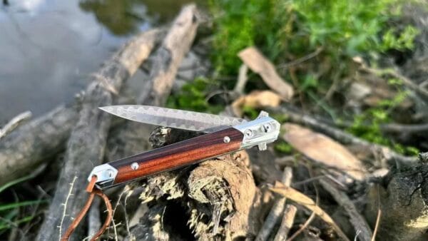 Damascus Steel VG10 Blade Folding Knife Wooden Handle Ball Bearing Camping Portable Hunting Knife Outdoor EDC Tool