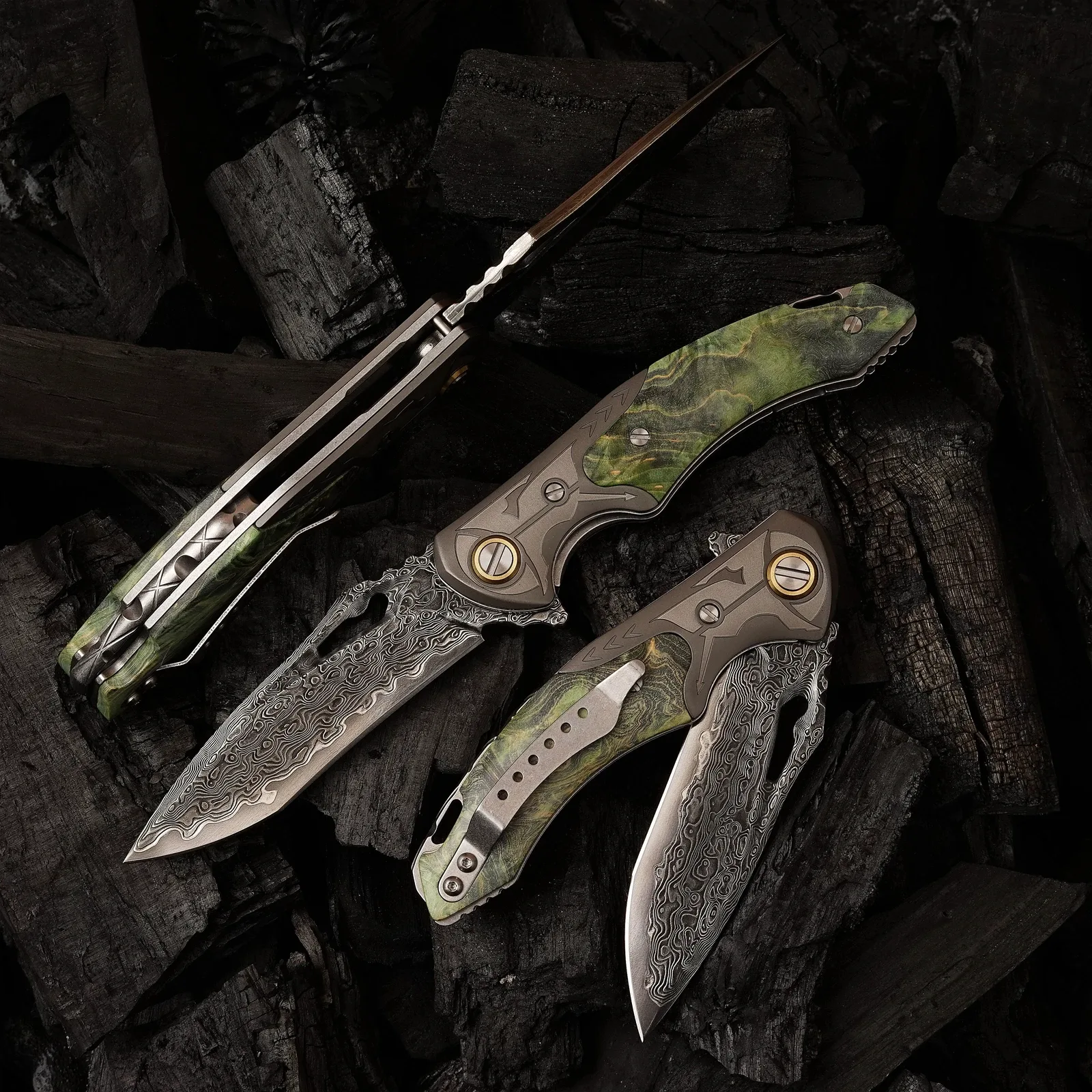 Damascus EDC Folding Knife by HikingElements - Wood Handle Compact Tool.