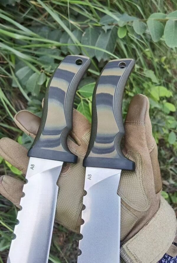 Mad Dog A8 Steel Hunting Knife with black G10 handle and Kydex sheath By Hikingelements
