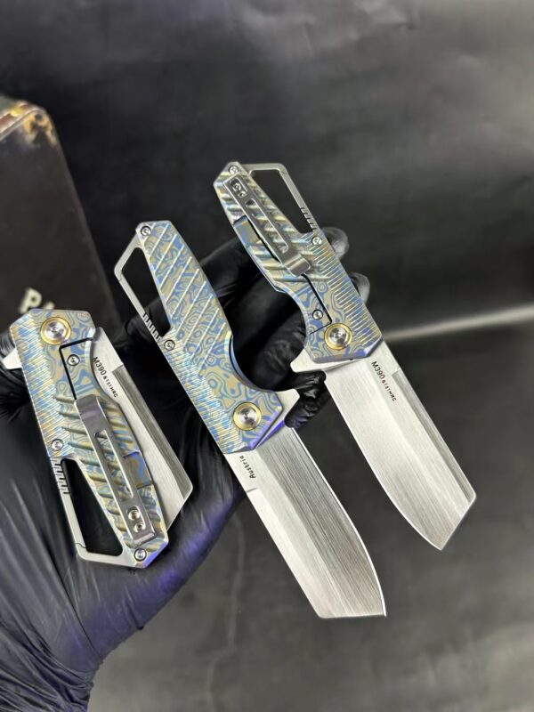 Little Tank M390 Folding Knife with Titanium Handle - HikingElements