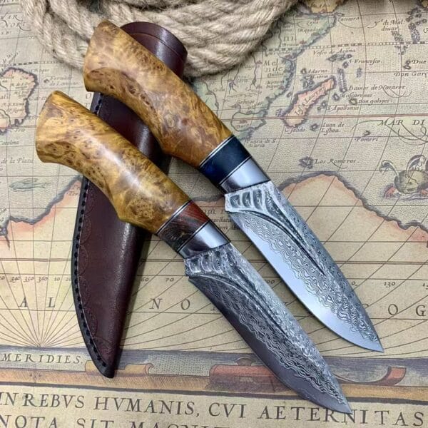 Handmade VG10 Damascus Hunting Knife with Leather Sheath - HikingElements