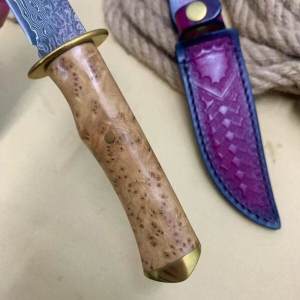 VG10 Damascus Fixed Blade Hunting Knife with Leather Sheath - HikingElements